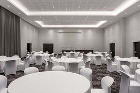 Radisson Blu Hotel, Antananarivo Waterfront