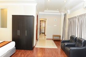Grand United Ahlone