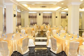 Grand United Ahlone