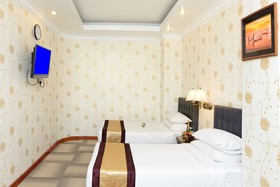 Grand United Ahlone