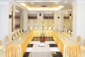 Grand United Ahlone