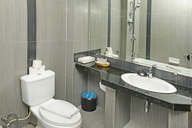 Grand United Ahlone