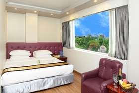 Grand United Ahlone