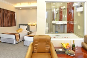 Grand United Ahlone