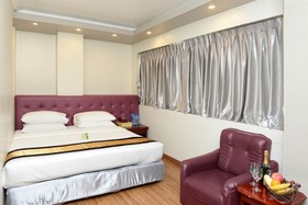 Grand United Ahlone