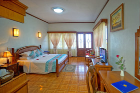 Amazing Chaung Tha Resort