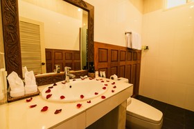 Inle Resort & Spa
