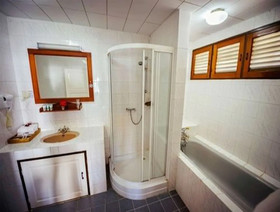 Pine Hill Resort