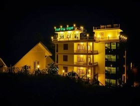 Pine Hill Resort
