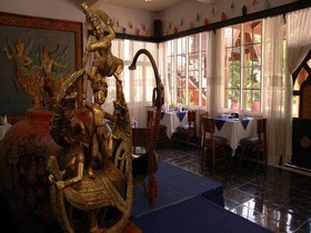 Emerald Land Inn Hotel