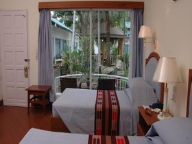 Emerald Land Inn Hotel