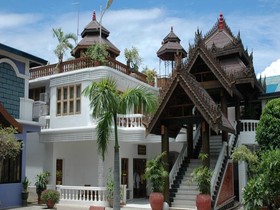 Emerald Land Inn Hotel