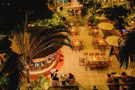 Golden Country Hotel