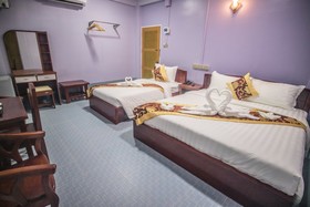 Golden Gumkino Hotel
