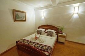 Hotel Mandalay