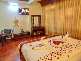 Hotel Sahara