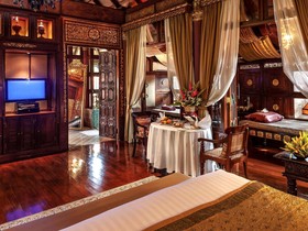 Mercure Mandalay Hill Resort