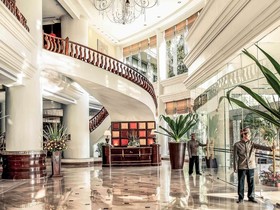 Mercure Mandalay Hill Resort