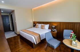 New Wave Hotel