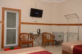Nylon Hotel