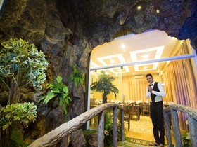 Rising Venus Hotel