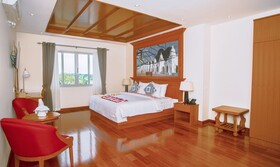 Sunset Palace View Hotel