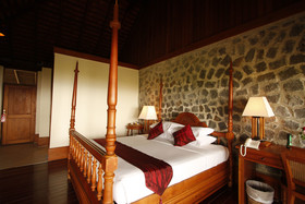 Popa Mountain Resort