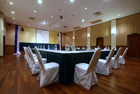 Popa Mountain Resort