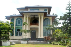 Myitkyina Palm Spring Resort Hotel