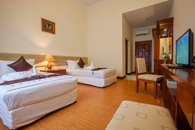 Grand Amara Hotel