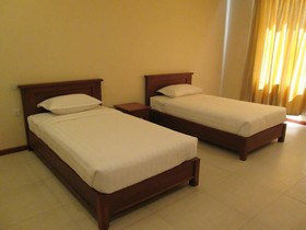 Man Myanmar Hotel