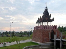 Man Myanmar Hotel