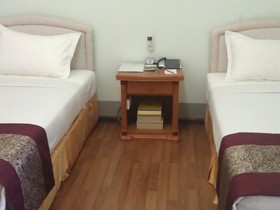 Nandar Thiri Hotel