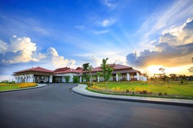 The Lake Garden Nay Pyi Taw - MGallery