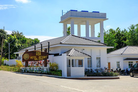 Ria Resort