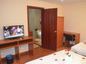 Good Luck Hotel