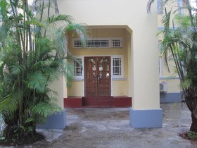 Golden Guest Inn