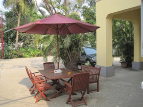 Golden Guest Inn