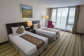 Esperado Lake View Hotel