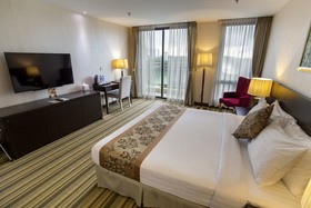 Esperado Lake View Hotel