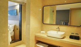 Hoya International Hotel
