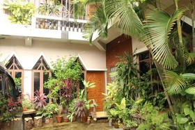Kaung Lay Inn