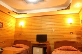 Kaung Lay Inn