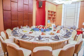 LC International Hotel