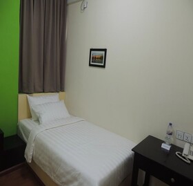 Lotus Bed & Breakfast