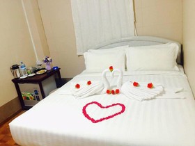 Pandora Motel
