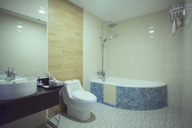 Platinum River View Hotel