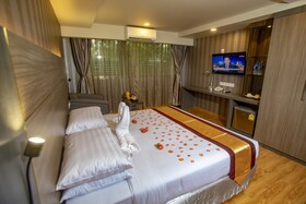 Prestige Residences At Golden Valley
