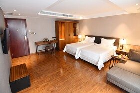 Prince Hotel