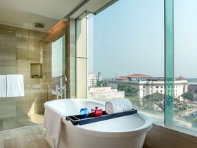 Pullman Yangon Centrepoint